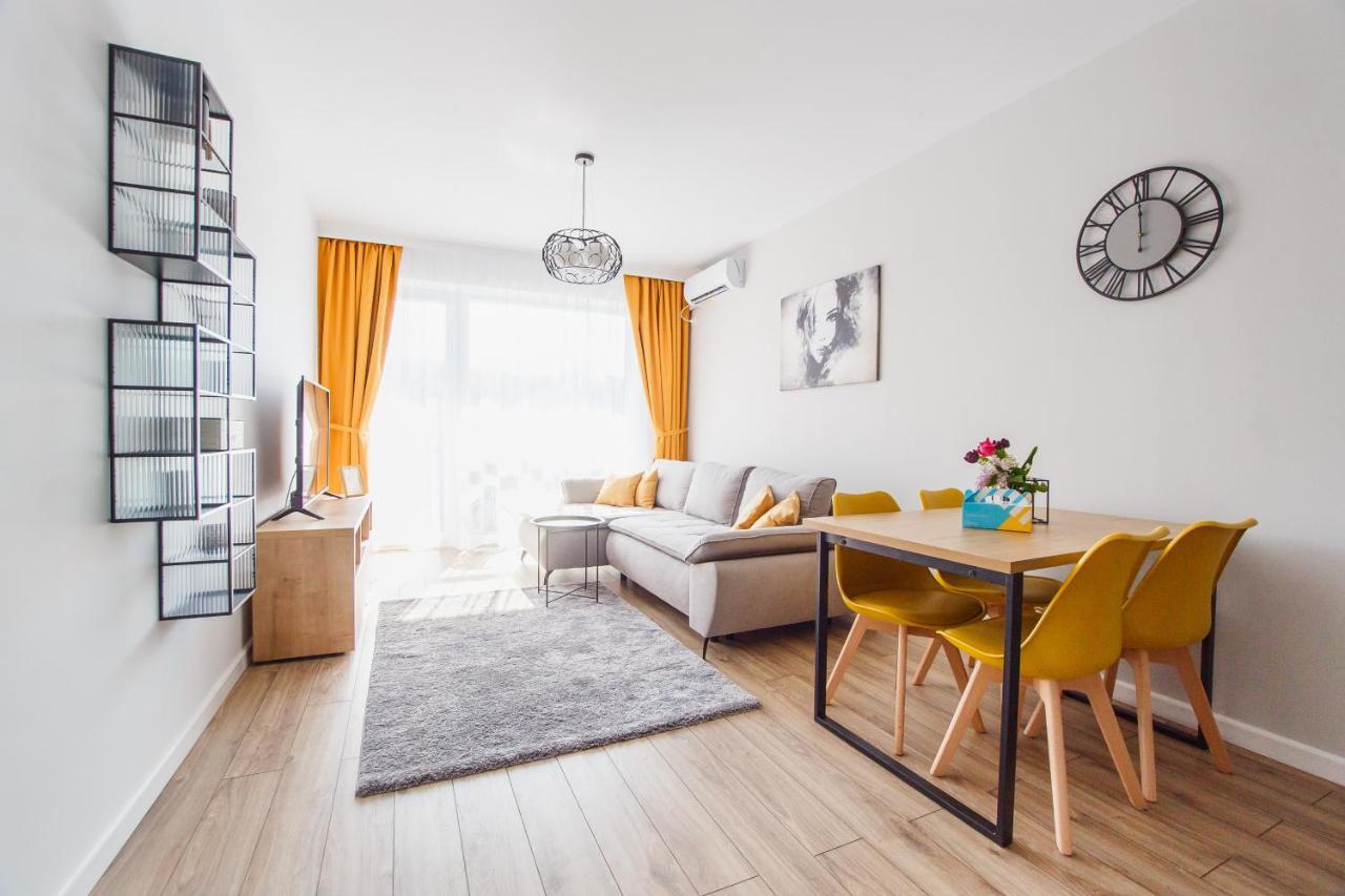 Gorgeous Home At Prima Universitatii Oradea Exterior photo